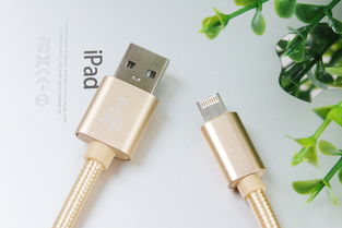 光影之间，诠释科技质感 3C数码配件静物拍摄艺术